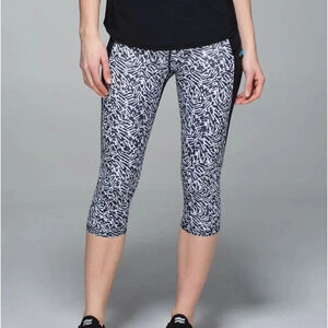 •Lululemon Run Top Speed Crop•​